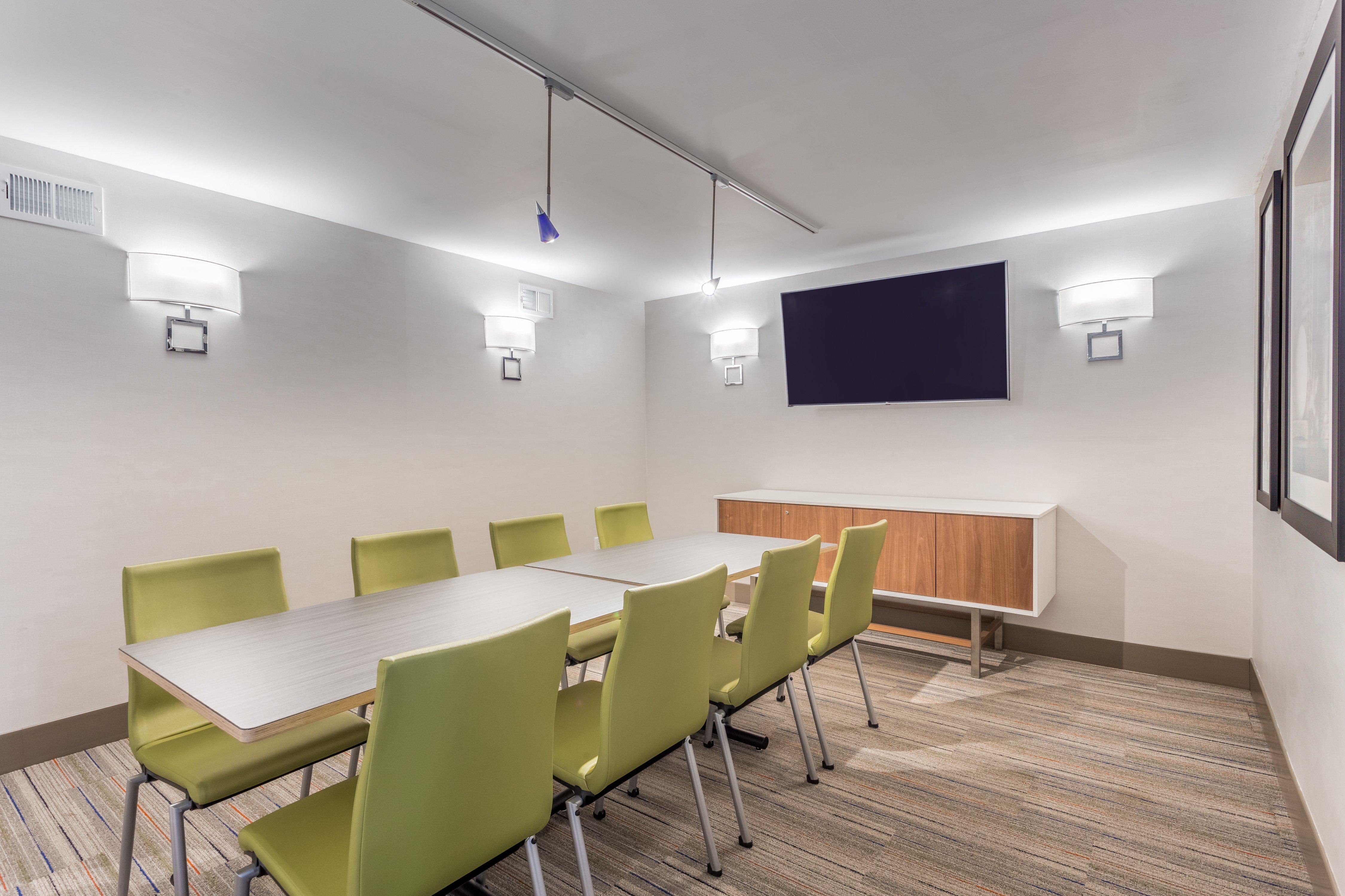 Holiday Express Mahwah By Ihg Hotel 2*